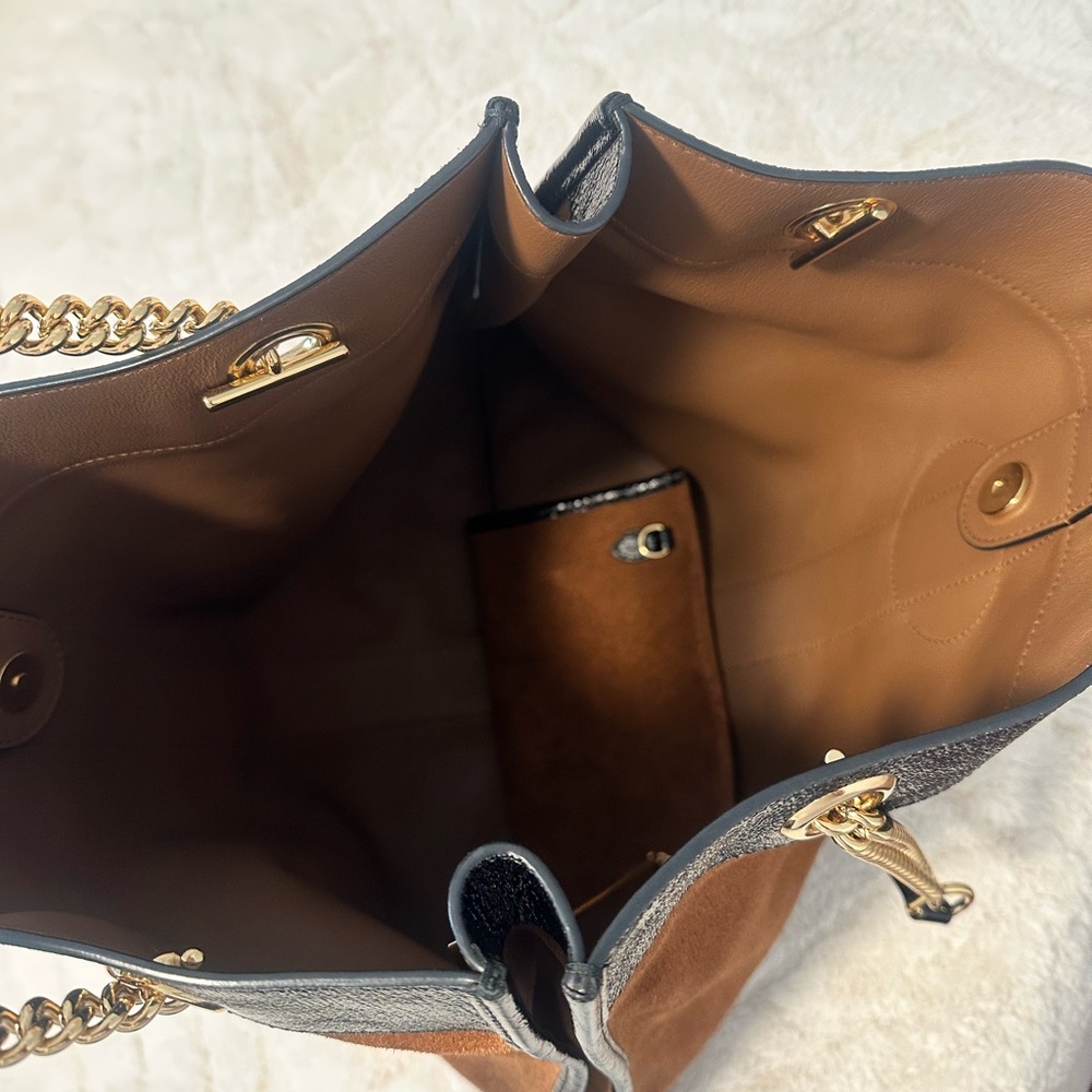 Authentic Gucci Rajah Tote Bag - Picture 5 of 9